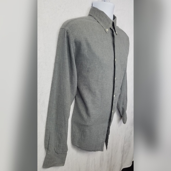 Roundtree & Yorke Men's Button Down Shirt - Picture 3 of 8